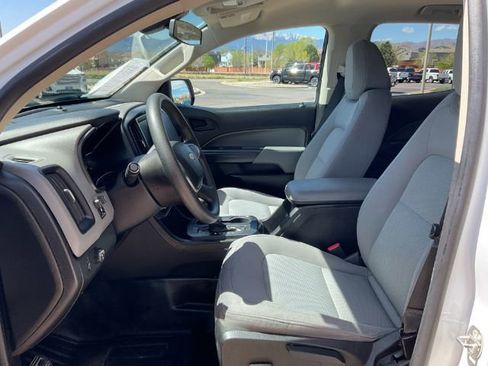 Used 2018 Chevrolet Colorado W/T w/ WT Convenience Package RWD image 13