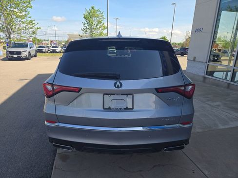Used 2023 Acura MDX SH-AWD w/ Technology Package image 4
