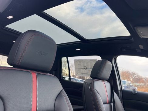 New 2026 Chevrolet Traverse RS image 15