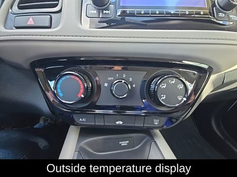 Used 2021 Honda HR-V LX image 21