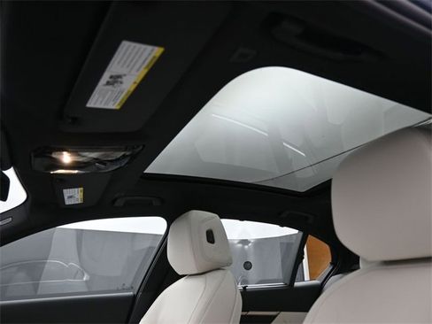 New 2025 BMW 530i w/ Executive Package image 5