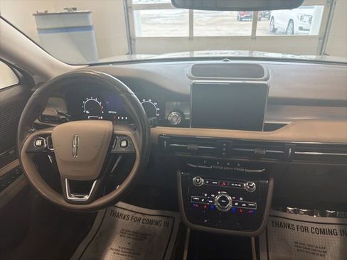 Used 2020 Lincoln Corsair AWD w/ Premium Package image 22