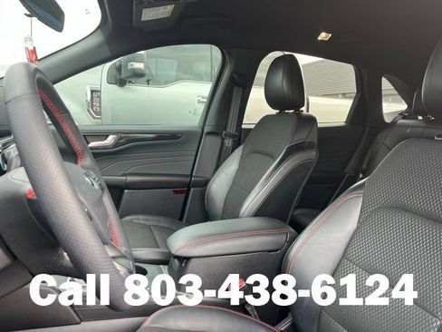 Used 2025 Ford Escape ST-Line FWD image 5
