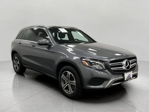 Used 2019 Mercedes-Benz GLC 300 4MATIC image 1