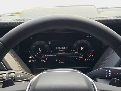 Used 2026 GMC Yukon Denali AWD/4WD image 23