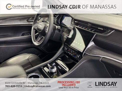 Certified 2025 Jeep Grand Cherokee Limited w/ Luxury Tech Group II AWD/4WD image 11