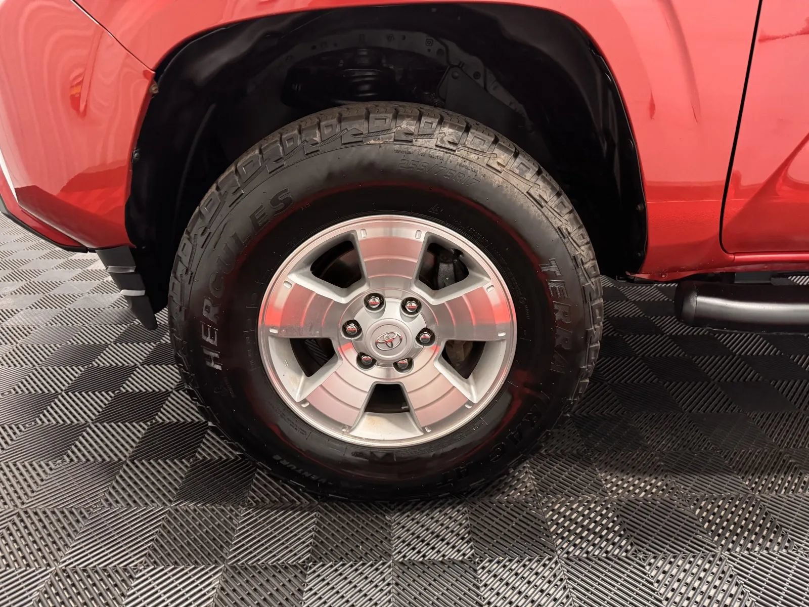 Used 2019 Toyota Tacoma SR w/ SR Convenience Package AWD/4WD image 10