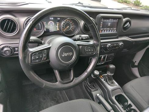 Used 2021 Jeep Wrangler Sport AWD/4WD image 10