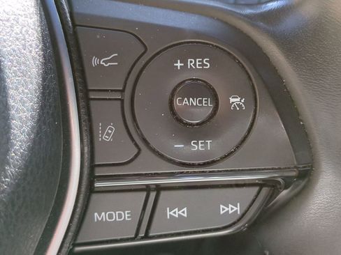 Used 2021 Toyota Venza Limited w/ Advanced Technology Package image 27