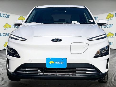 Used 2023 Hyundai Kona SE w/ Cargo Package image 2