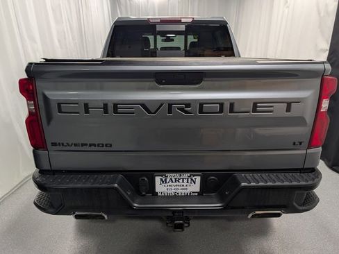 Used 2019 Chevrolet Silverado 1500 LT Trail Boss AWD/4WD image 9