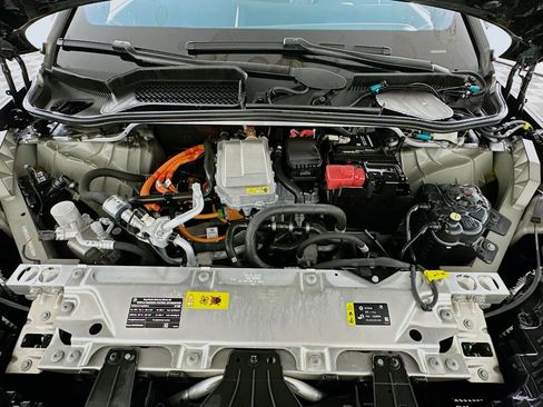 Used 2023 BMW iX xDrive50 w/ Premium Package image 31