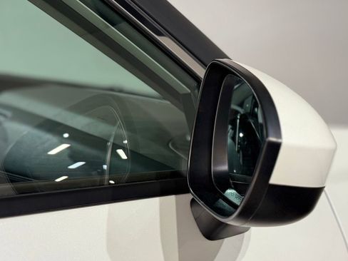 Used 2023 Nissan Rogue SV w/ SV Premium B Package image 13