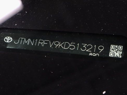 Used 2019 Toyota RAV4 Limited w/ Advanced Technology Package image 38