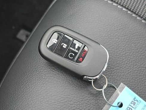 New 2025 Honda Pilot Touring image 44