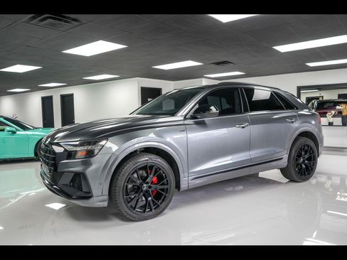 Used 2019 Audi Q8 Prestige AWD/4WD image 1