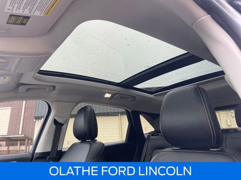 Certified 2022 Ford Escape SEL image 28