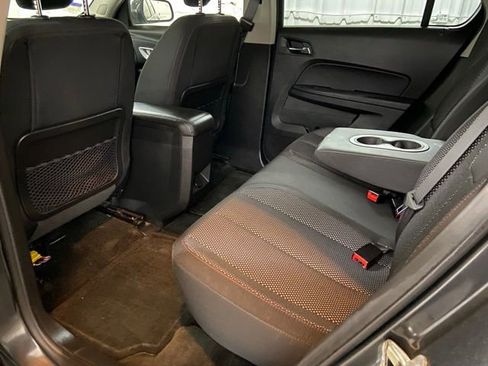 Used 2017 Chevrolet Equinox LT w/ Convenience Package image 22