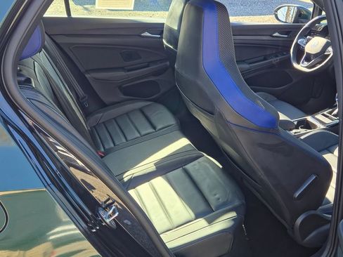 Used 2024 Volkswagen Golf R image 8