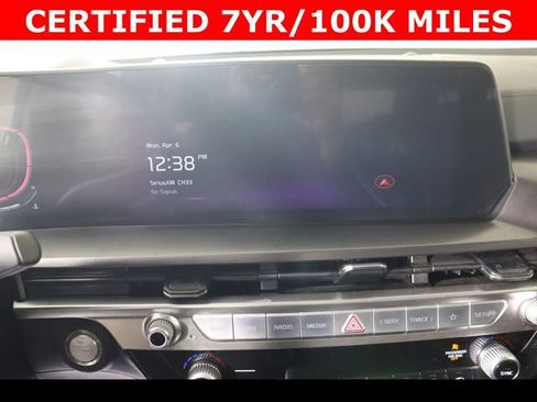 Used 2025 Kia Telluride S FWD image 23