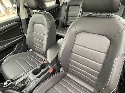 Used 2024 Volkswagen Jetta SE image 20