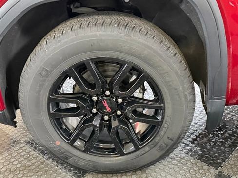 Used 2023 GMC Sierra 1500 Elevation w/ LPO, Elevation Black Package AWD/4WD image 13
