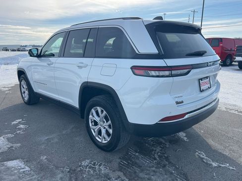 Used 2022 Jeep Grand Cherokee Limited image 8