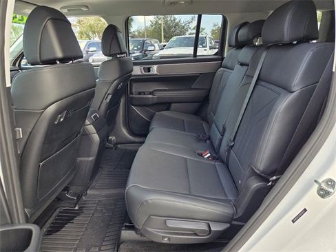 Used 2024 Hyundai Santa Fe XRT image 15