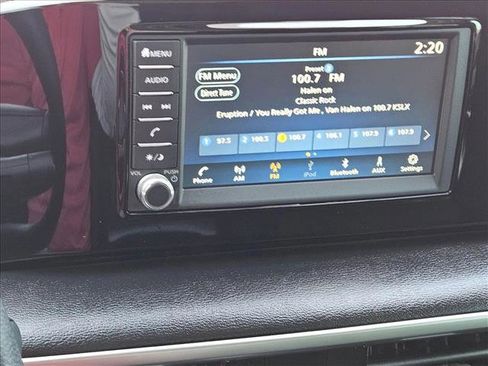 Certified 2025 Nissan Kicks S image 12