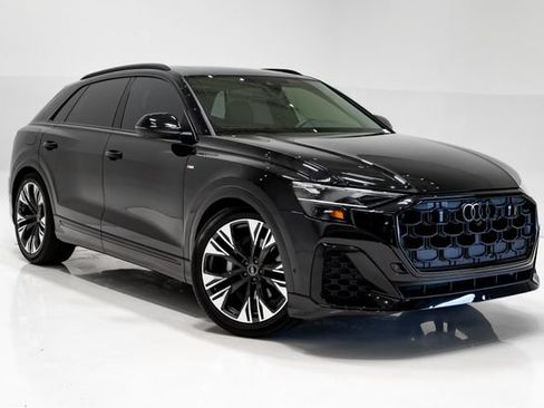 Used 2025 Audi Q8 Premium Plus w/ Premium Plus Package AWD/4WD image 5