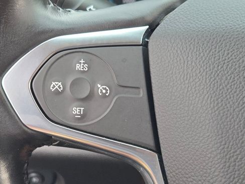 Certified 2019 Chevrolet Traverse LT FWD image 32