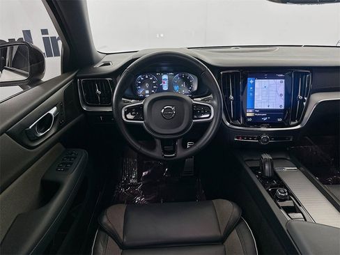 Used 2022 Volvo S60 B5 R-Design w/ Advanced Package image 21