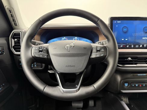 New 2025 Ford Bronco Sport Outer Banks image 18