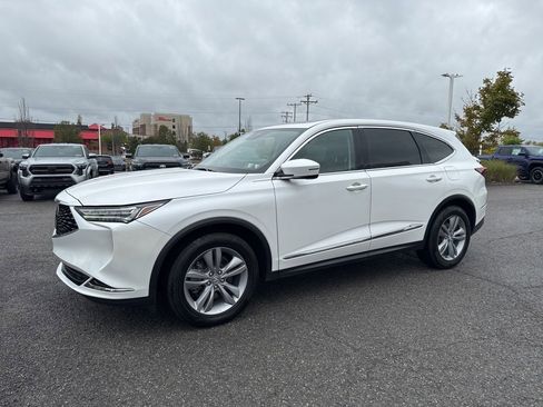 Used 2023 Acura MDX SH-AWD image 2