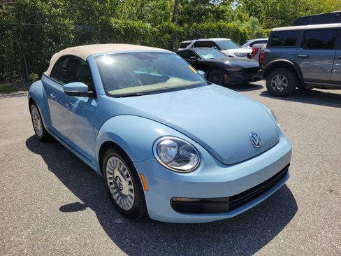 Used 2014 Volkswagen Beetle 2.5 image 3