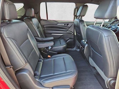 Certified 2024 Chevrolet Traverse LT FWD image 27