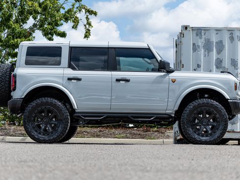 New 2026 Ford Bronco Badlands AWD/4WD image 3