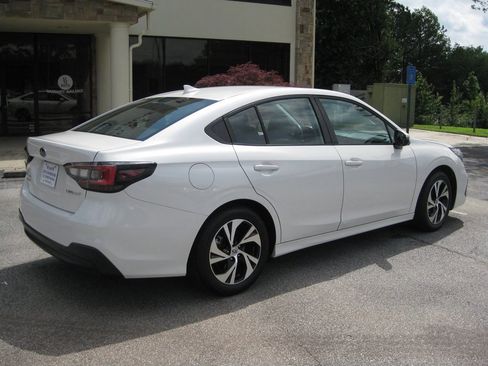 Used 2024 Subaru Legacy Premium AWD/4WD image 7