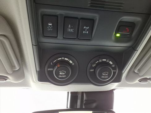 Used 2024 Toyota 4Runner TRD Off-Road image 19