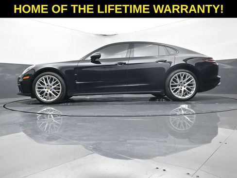 Used 2017 Porsche Panamera 4 AWD/4WD image 57