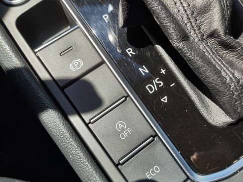 Used 2019 Volkswagen Jetta SE FWD image 23