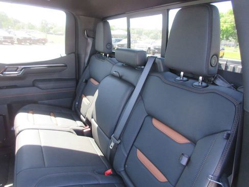 New 2026 GMC Sierra 1500 AT4 w/ AT4 Premium Package AWD/4WD image 14