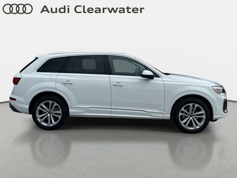 Used 2025 Audi Q7 3.0T Premium Plus AWD/4WD image 5