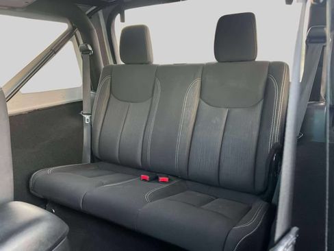 Used 2016 Jeep Wrangler Sahara w/ Connectivity Group AWD/4WD image 18