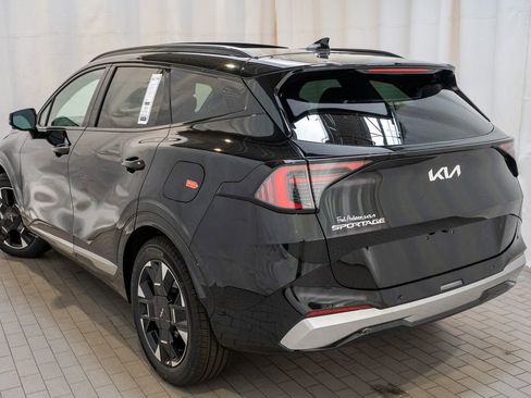 New 2026 Kia Sportage SX image 4
