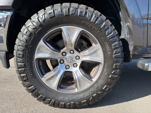 Used 2020 RAM 1500 Laramie image 13