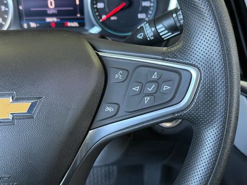 Used 2022 Chevrolet Equinox LT FWD image 29