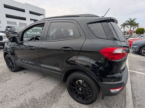 Certified 2021 Ford EcoSport SE w/ SE Appearance Package image 9