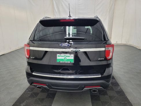 Used 2018 Ford Explorer XLT w/ Equipment Group 202A image 7