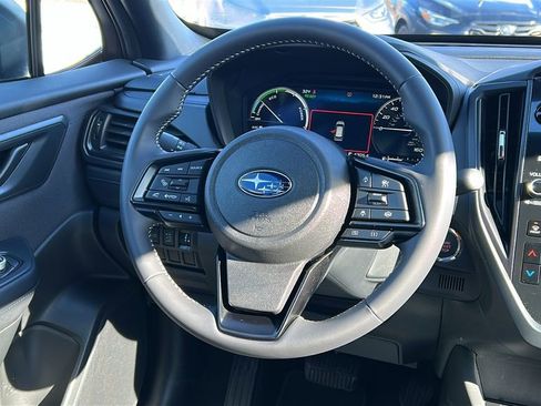 Used 2025 Subaru Forester Premium image 23